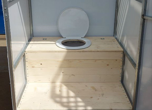 Туалет из поликарбоната