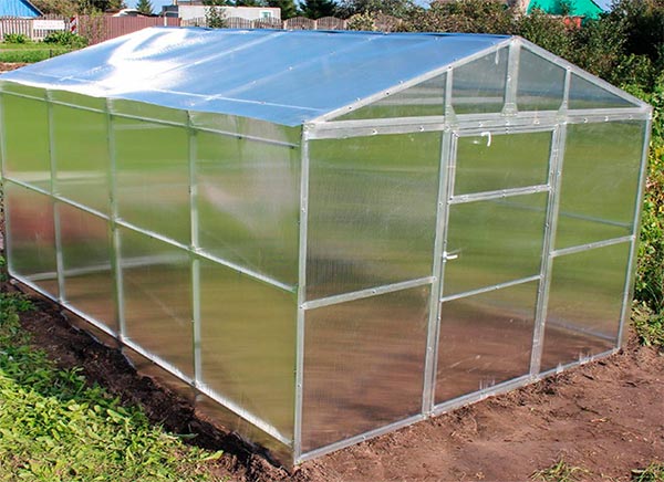 Теплица домик